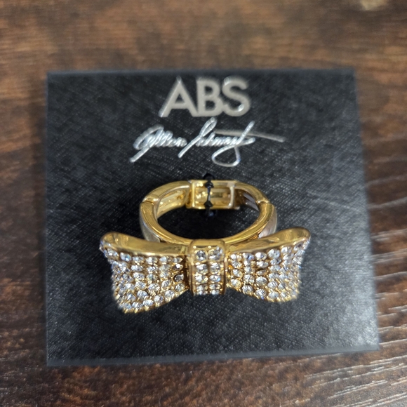 ABS Allen Schwartz Jewelry - 🆕️ABS Allen Schwartz Adjustable Gold Crystal Bow Ring